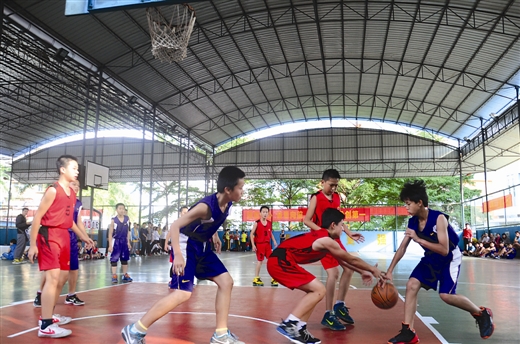 CBA选秀大会：陈国豪中“状元” 大学生球员成主角_大陆_国内新闻_新闻_齐鲁网