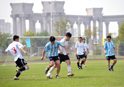 东亚杯-日本3-0完胜韩国 日本不败夺冠、韩国亚军、中国男足季军